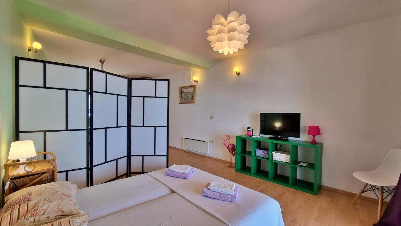 Apartments Soric Omiš Esterno foto